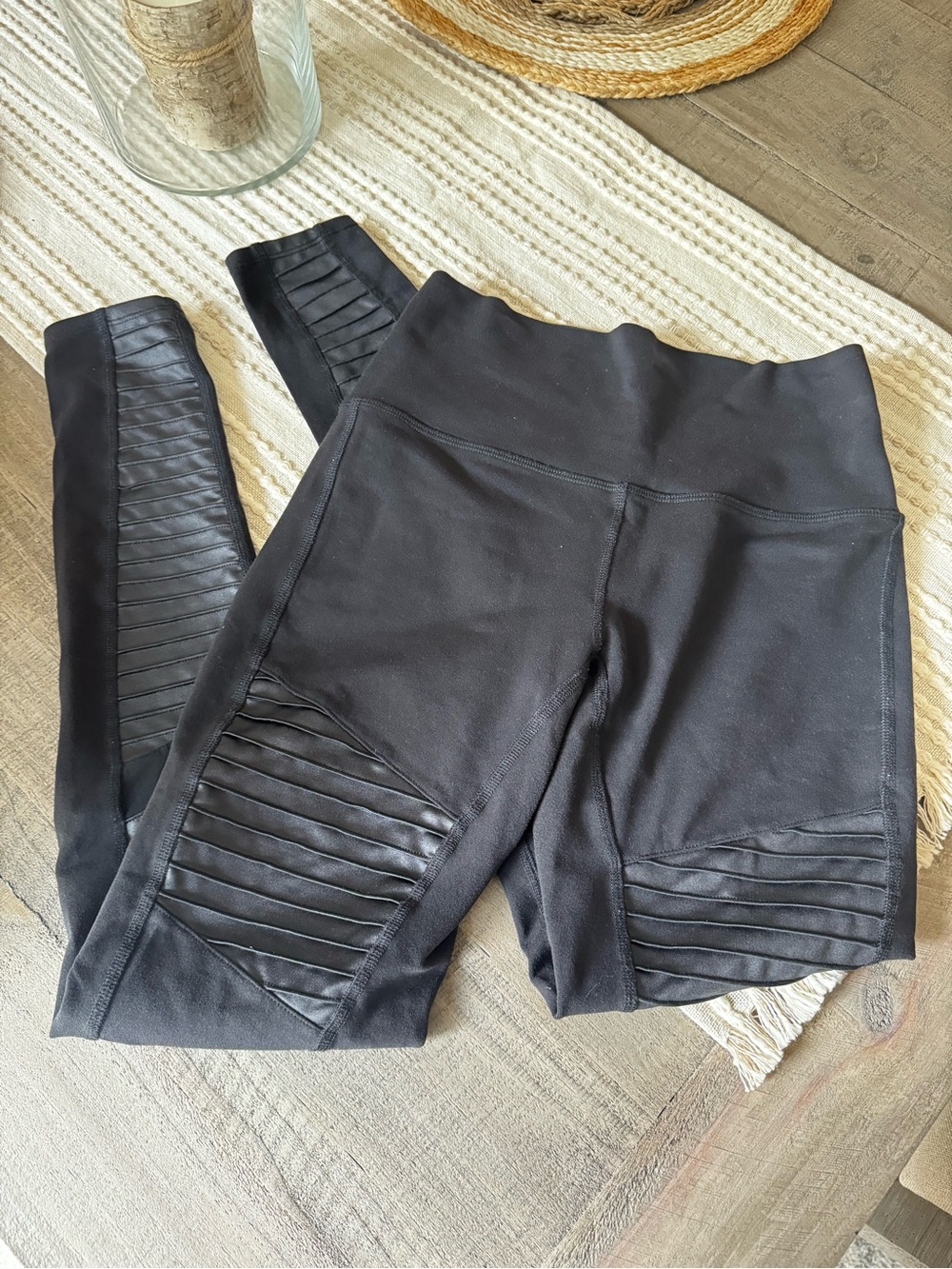 ALO Yoga Black Leggings
